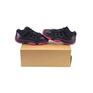 Wmns Air Jordan 11 Low 'Rook to Queen'